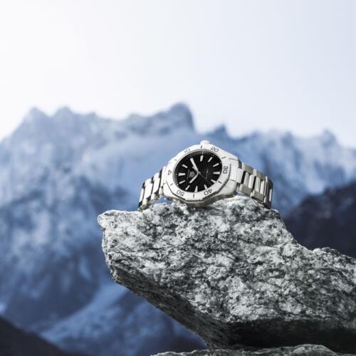 TAG Heuerアクアレーサープロフェッショナル２００