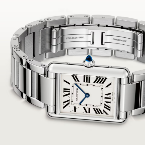 普遍的なエレガンスを纏う名作【Cartier タンクマスト】の魅力