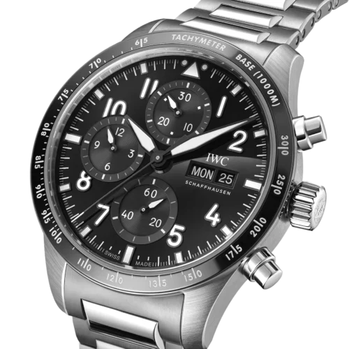 ‟AMG”の哲学を腕元に　【IWC】